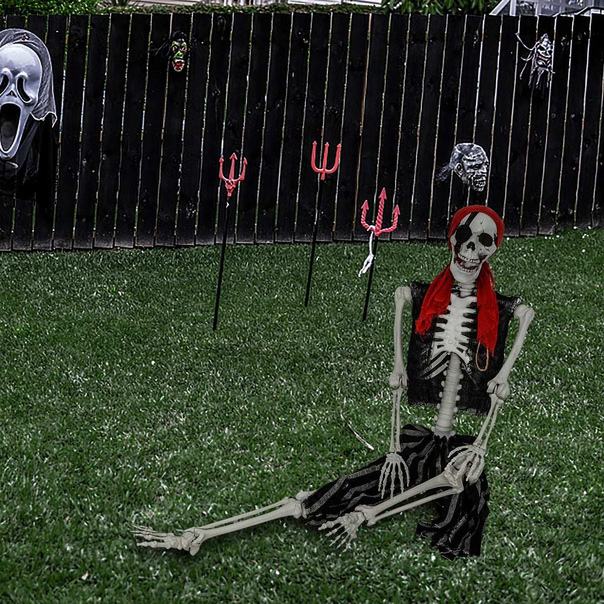 Life Size Pirate Skeleton with Movable Joints M2869