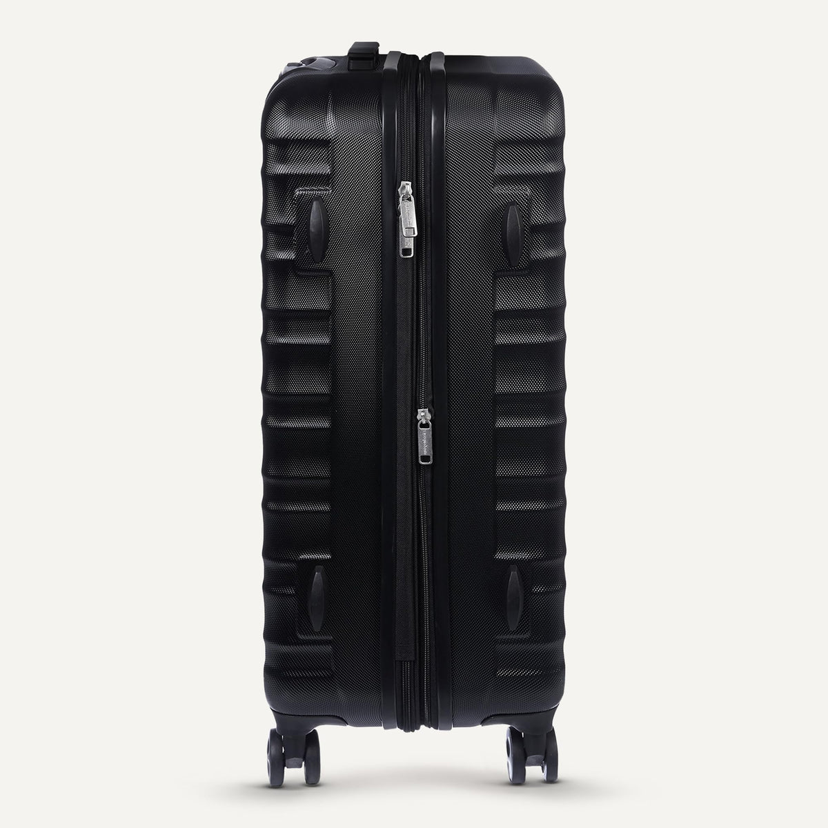 21" Black Hardside Carry-On Luggage with Spinner Wheels A48036
