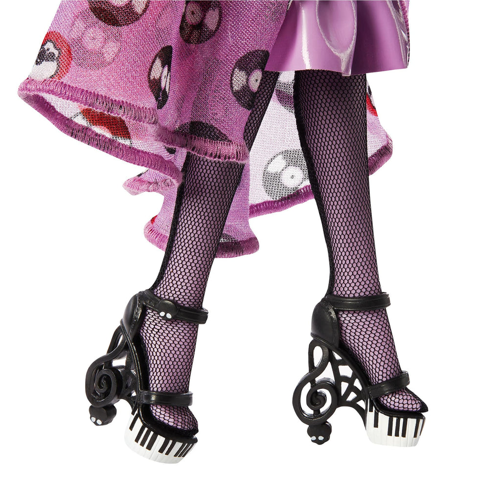 Operetta Doll H914