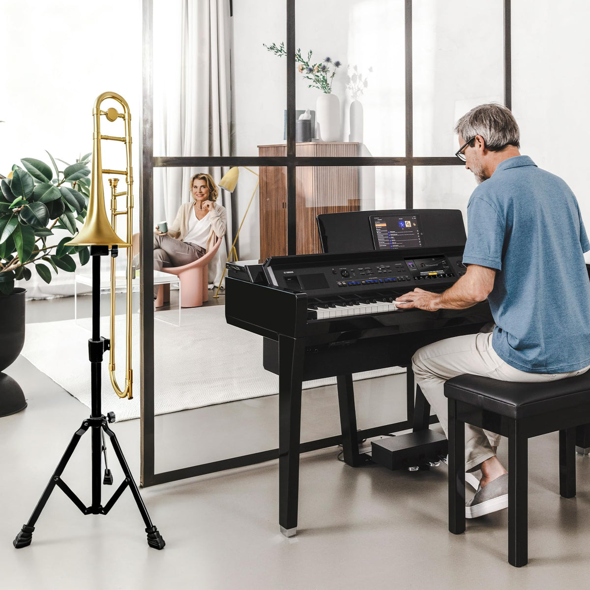 Folding Trombone Stand Y109
