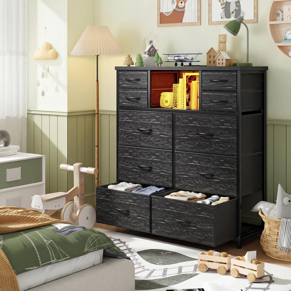 Black 10 Drawer Dresser with Charging Station I913